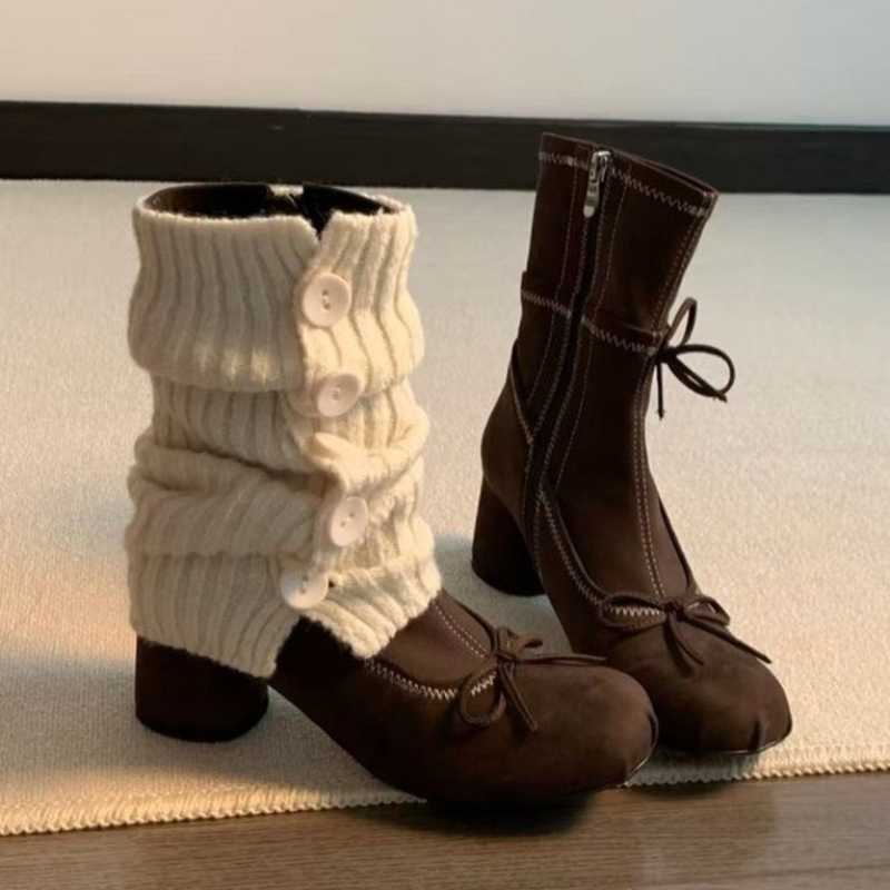 Winter Clothing Trends 2025 - Fiyonklu Yüksek Topuklu Kadın Botları Yeni